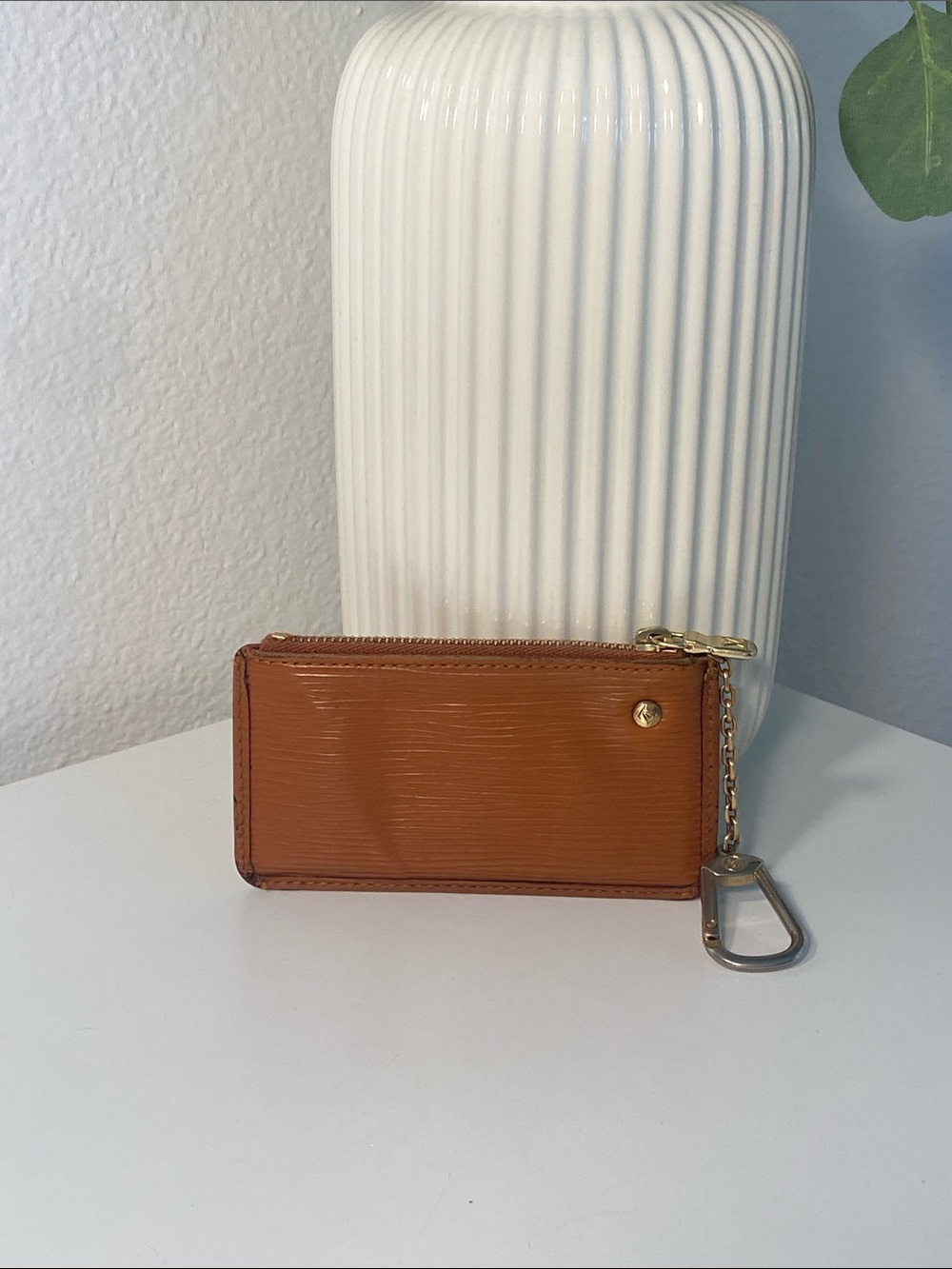 Vintage Louis Vuitton Key Clés Epi Leather In Kenyan Fawn - Picture 3 of 12